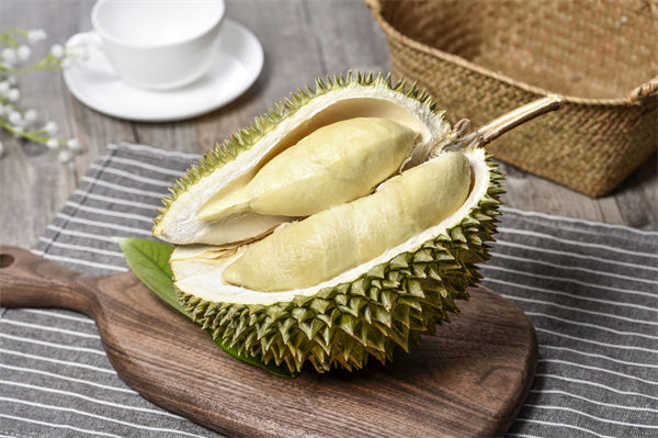榴蓮價(jià)格暴跌50%，有人買了50箱，預(yù)算管理怎么看？